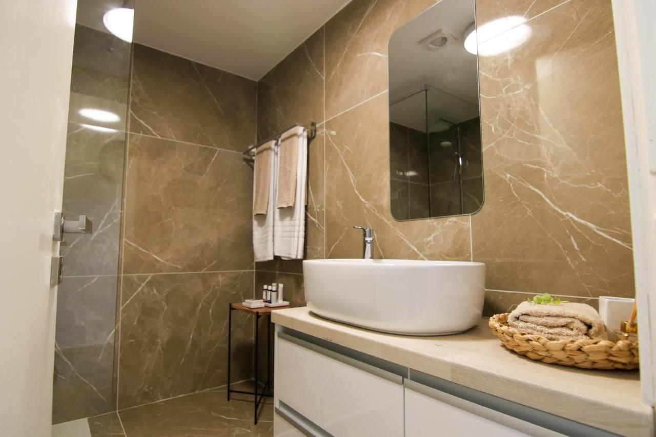 Апартаменти Phaedrus Living: Seaside Luxury Flat Limnaria 152 Пафос Екстер'єр фото