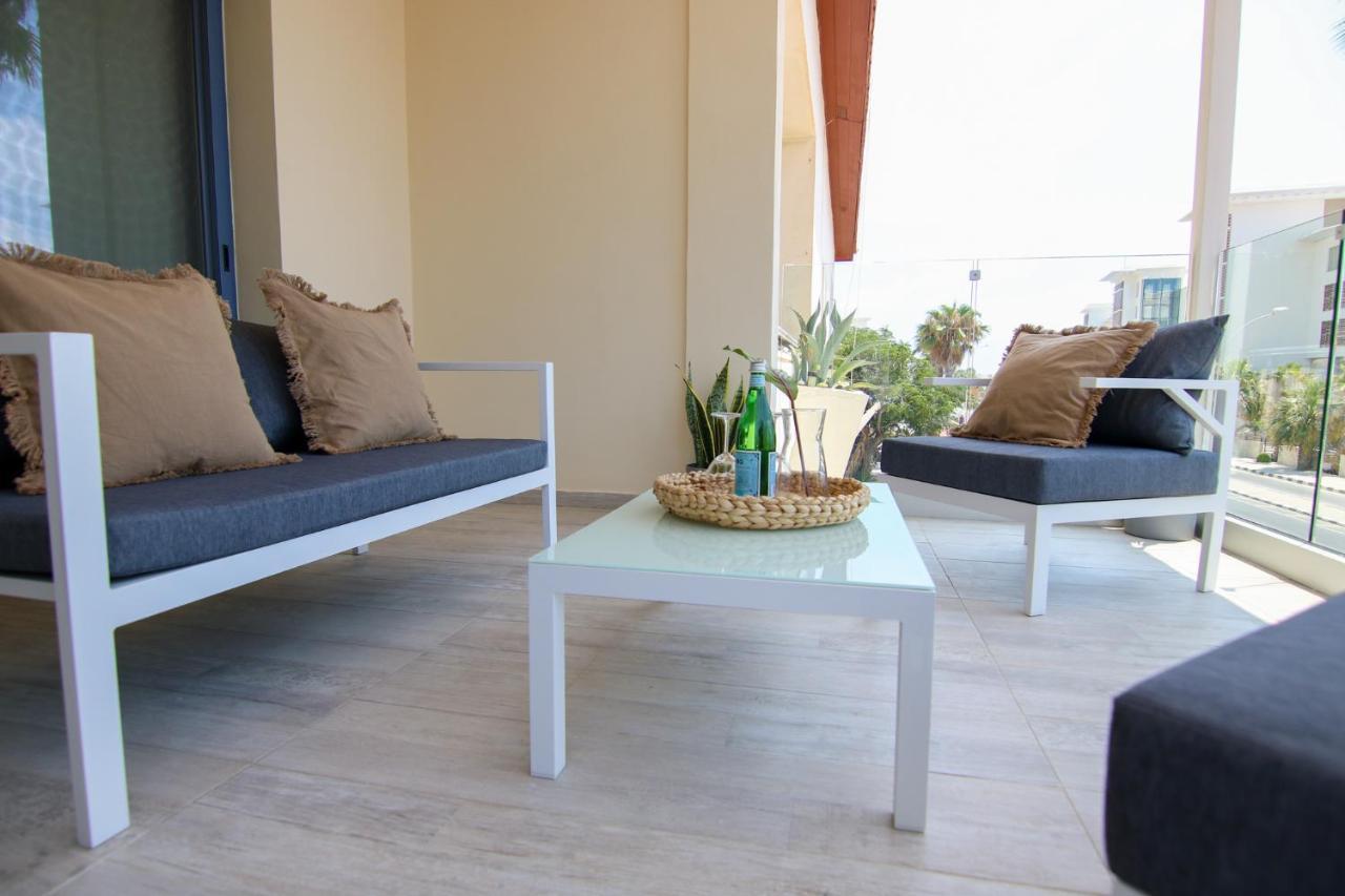 Апартаменти Phaedrus Living: Seaside Luxury Flat Limnaria 152 Пафос Екстер'єр фото