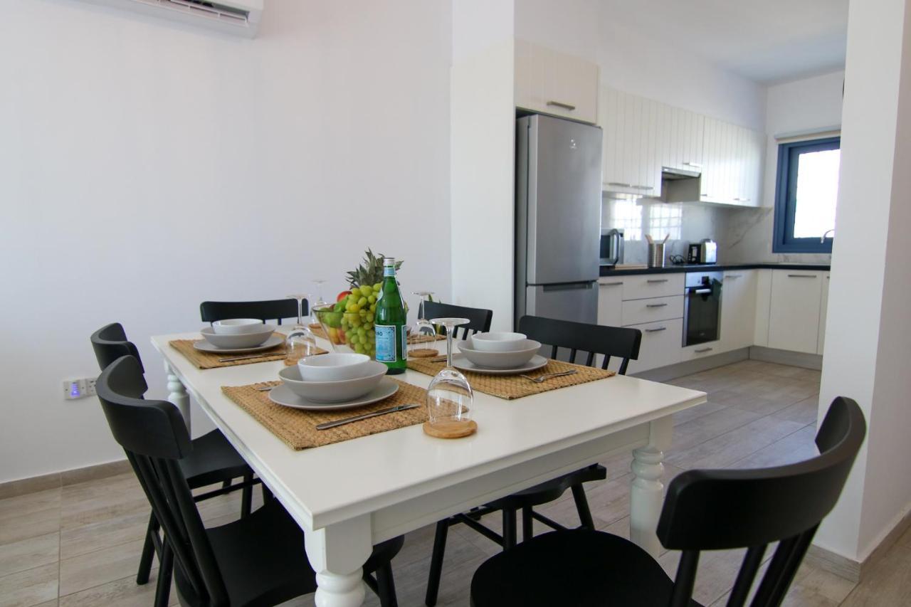 Апартаменти Phaedrus Living: Seaside Luxury Flat Limnaria 152 Пафос Екстер'єр фото