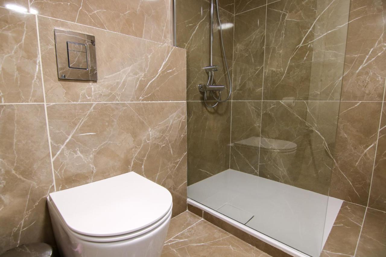 Апартаменти Phaedrus Living: Seaside Luxury Flat Limnaria 152 Пафос Екстер'єр фото